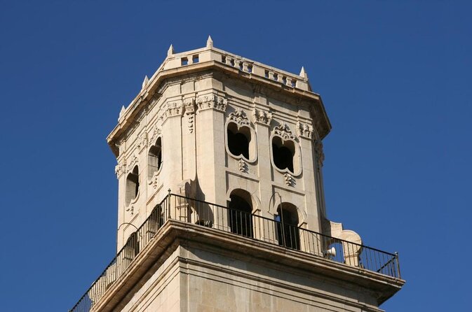 Explore the Old City Center of Alicante Private Walking Tour - Key Points