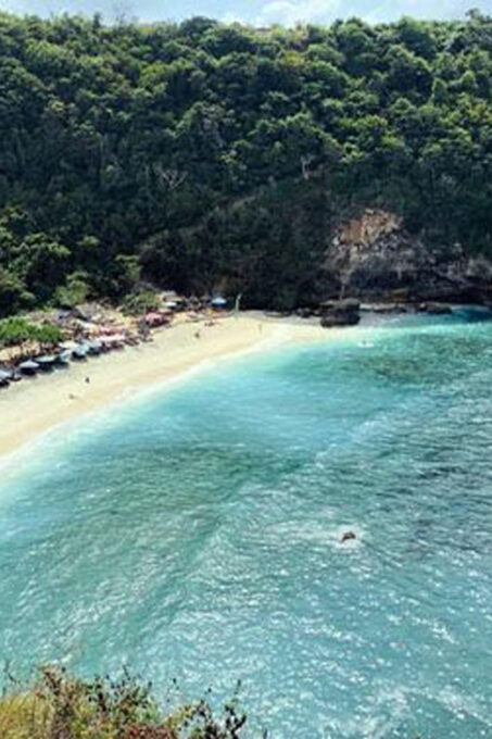 Explore the Wonders of East Nusa Penida - Iconic Treehouses