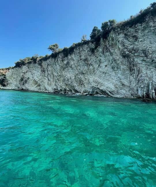 Explore Top Beaches in 6 HoursFree Drink&Umbrella Included! - Why This Boat Tour Stands Out