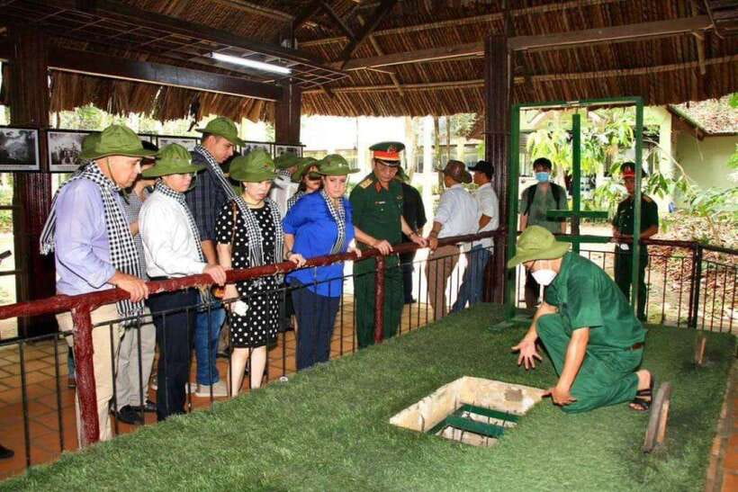 Explore Underground Tunnels in Cu Chi - Key Points