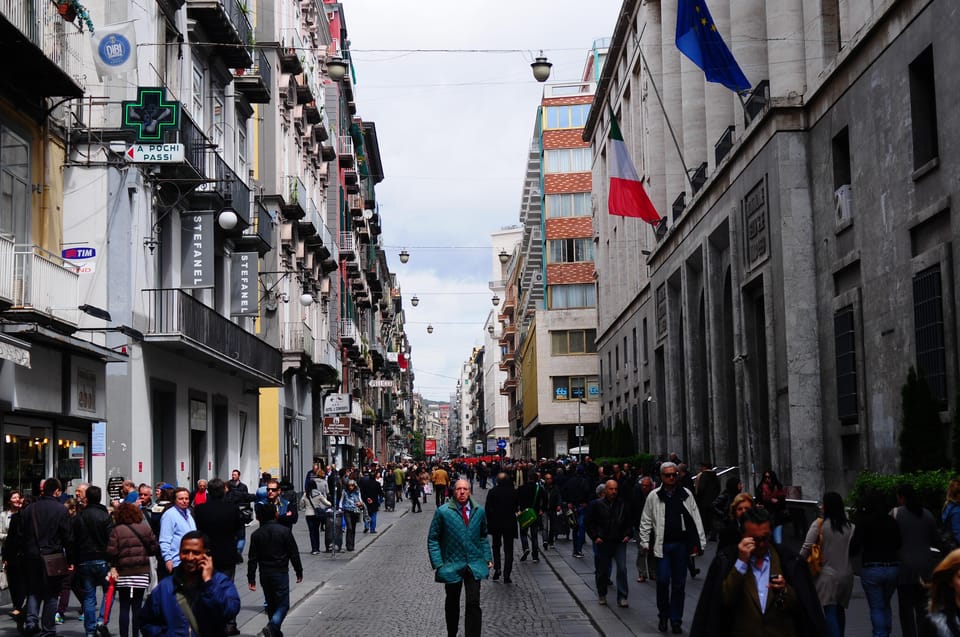 Explore Urban Art in Naples Vibrant Spanish Quarter Streets - Discover Naples Vibrant Spanish Quarter