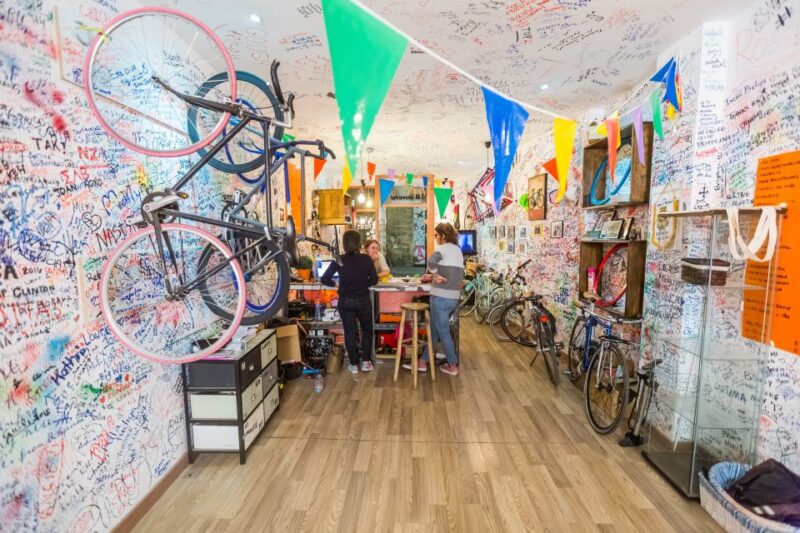 Explore Valencia by Night: 2-Hour Night Bike Tour - Highlights