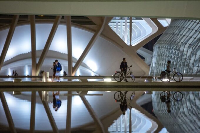 Explore Valencia by Night: 2-Hour Night Bike Tour - City of Arts and Sciences at Night