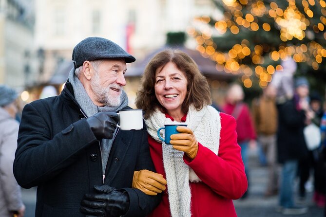 Exploring Florence During Christmas Period – Walking Tour - Visiting Festive Local Markets