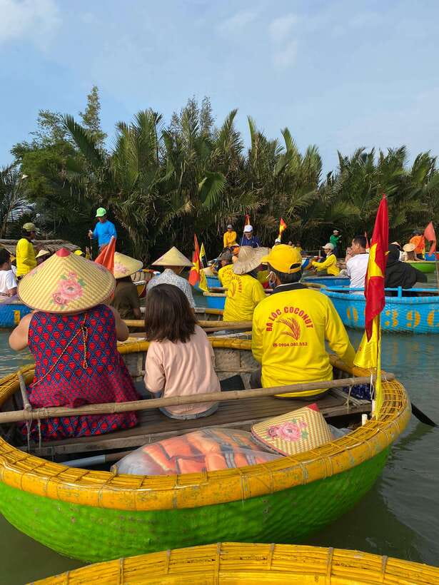 Exploring Hoi an Basket Boat Tour With Local People - Frequently Asked Questions