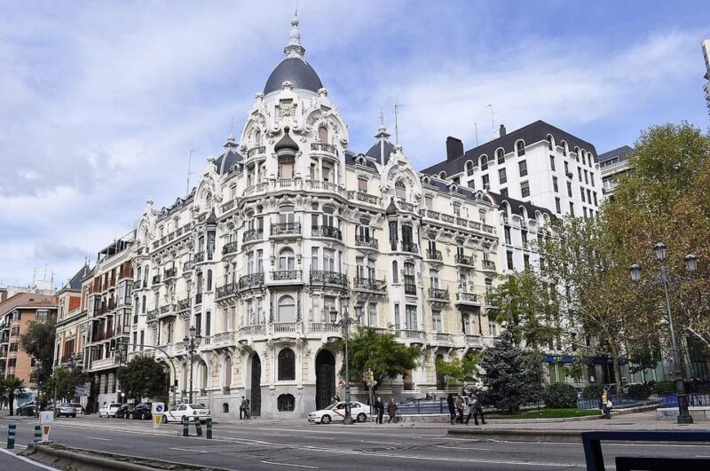Exploring Madrid – Family Walking Tour - Key Points