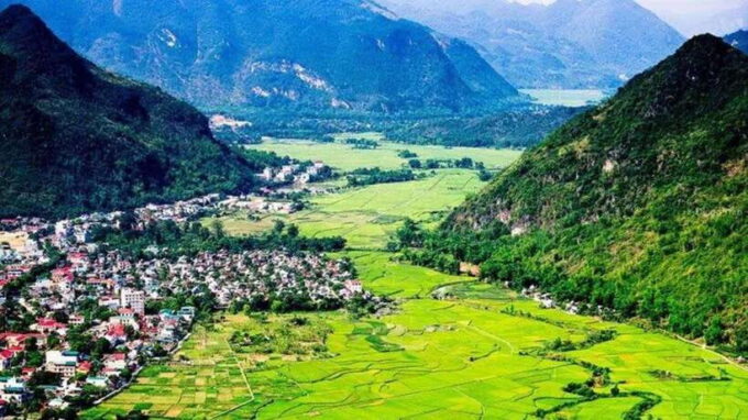 Exploring Mai Chau: Nature and Culture Unveiled 1 Day - Traditional Vietnamese Cuisine