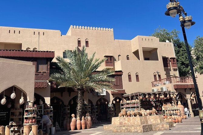 Exploring Oman - Nizwa Souq, Misfah Al Arbyeen - Cultural Significance of Nizwa