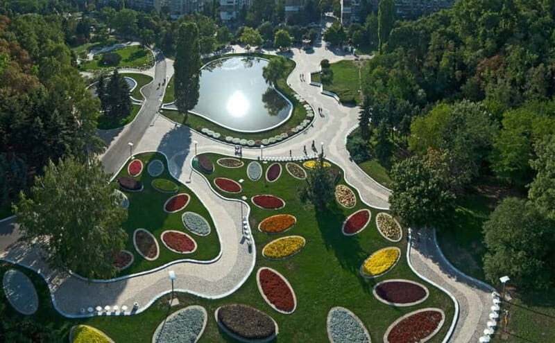 Exploring Sofias Garden Wonders - What You Can Expect During the Tour