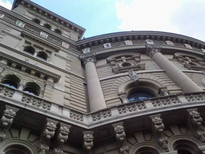 Exploring UNESCO Gem: Private 3-Hour Walking Tour of Bern - Uncovering the University of Berns Architectural Grandeur