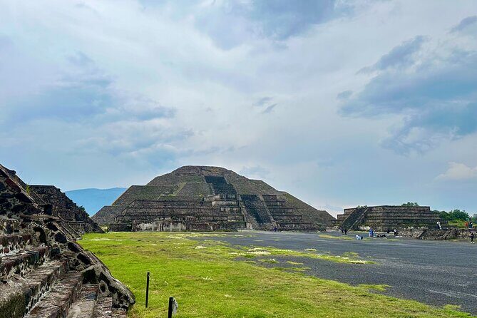 Express Pyramids: Rapid Exploration in Teotihuacan - Key Points