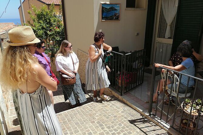 Extra virgin olive oil tour in the Cefalu area - Authenticity and the Experience of the Guide