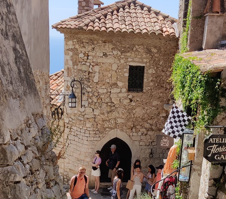 Èze: Walking Tour With a Local Guide - Château Eza and Chapelle Sainte-Croix