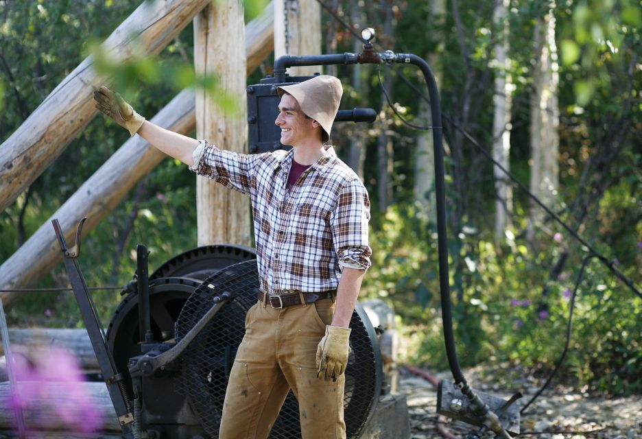 Fairbanks: Gold Dredge 8 Historic Train Tour - Uncovering Hidden Treasures