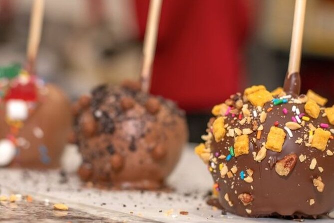 Fall Chocolate Apple Class - About the Instructor