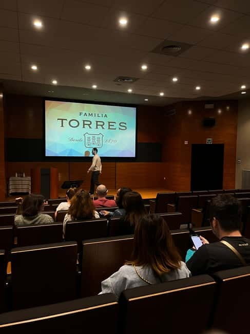 Familia Torres Winery: Gastronomic Tapas & Wine Experience - Free Time and Shopping