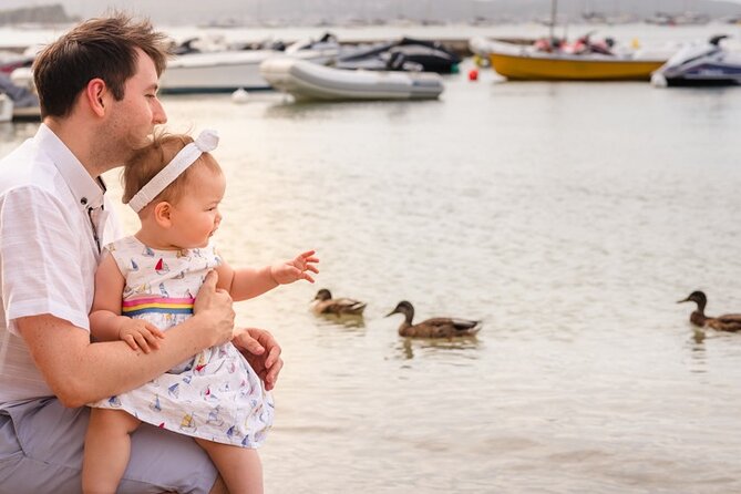 Family & Couple Photoshoot With a Professional Photographer - Capturing Vacation Memories With Ease