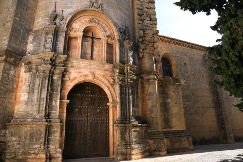 Family Discoveries in Málaga: A Cultural Journey - Meeting Point and Additional Information