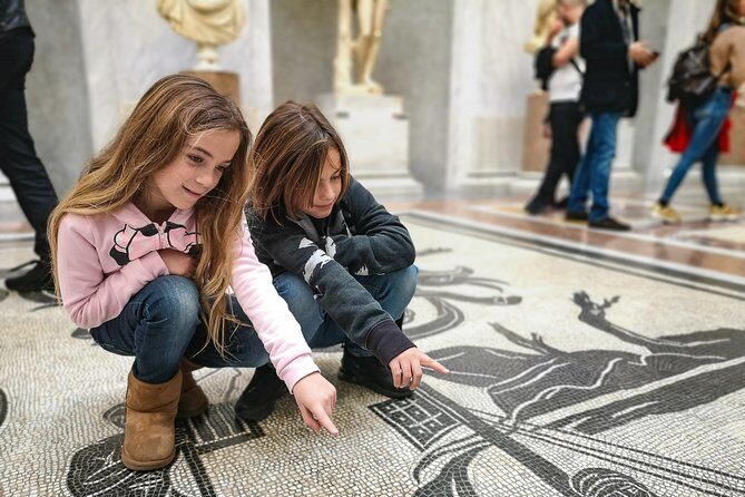 Family Friendly Private Vatican & Sistine Chapel Tour - Final Stop in Saint Peter’s Square