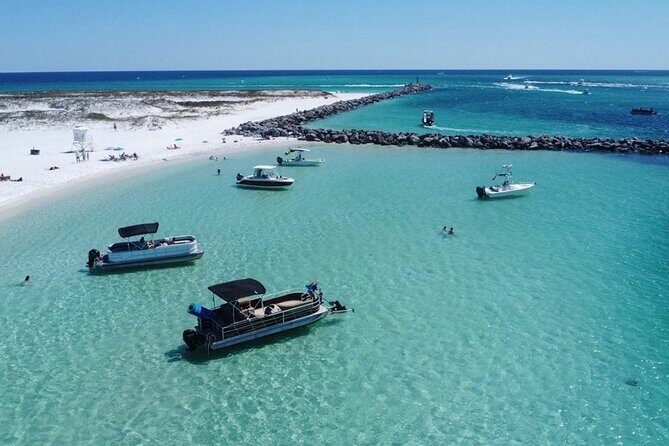 Family Fun Pontoon Rental w/ Lily Pad - Key Points