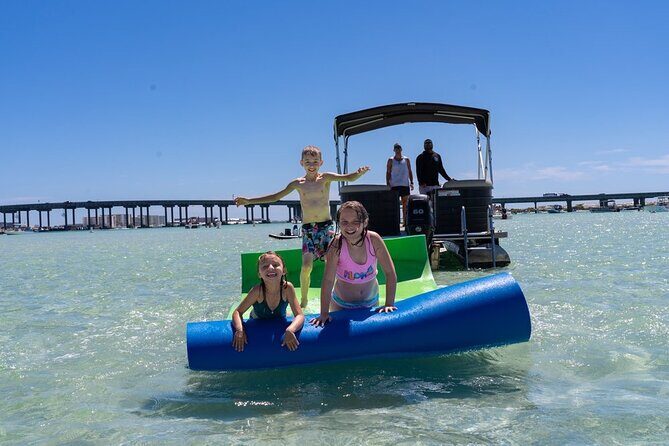 Family Fun Pontoon Rental w/ Lily Pad - What to Expect from the Pontoon Adventure