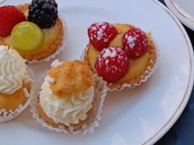 Famous Patisserie Visit and Tasting Near Turin - Behind the Scenes of Nocciolino Production