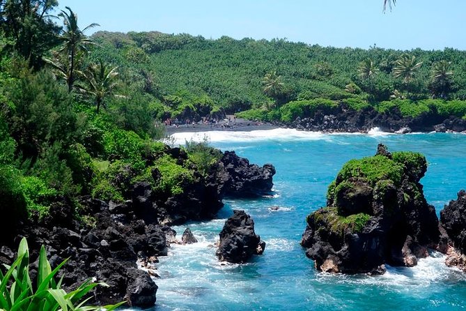 Famous Road to Hana Mercedes Van With Waterfalls, Black Sand Beach & Lunch - Meeting and Pickup Details
