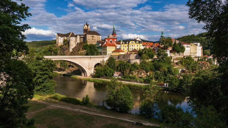 Famous Spa Town Karlovy Vary & Castle Loket From Prague - Good To Know
