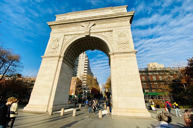 Famous TV and Film Locations Guided Tour - Meeting and Pickup Details