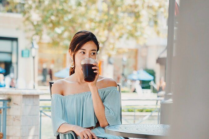 Fashion Magazine Style Private Photoshoot in Downtown Los Angeles - Who Would Love This Experience?