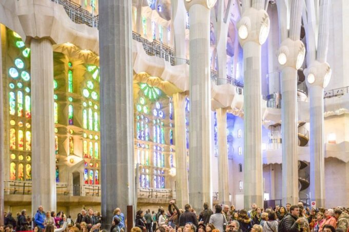Fast-Track Access: Sagrada Familia 1.5-Hour Guided Tour - Frequently Asked Questions