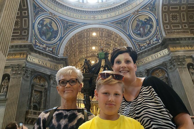Fast Track Family Friendly Vatican Museums & Sistine Chapel Tour - Introduction: A Tour Designed for Families and Curious Travelers