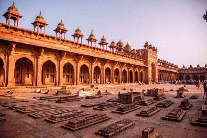Fatehpur Sikri and Deeg Palace Tour From Agra - Key Points