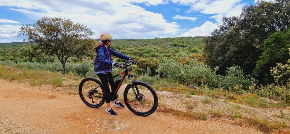 Fátima: E-Bike Tour to Dinosaur Footprints Natural Monument - What Travelers Say