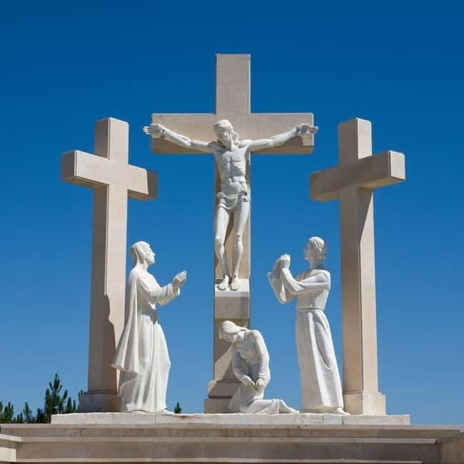 Fátima, Nazaré and Óbidos  Full-Day Tour from Lisbon - Óbidos: A Medieval Fairytale  