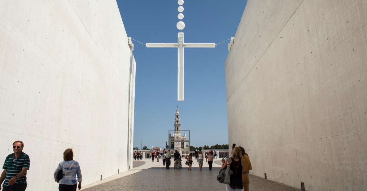 Fatima, Nazaré and Óbidos Full-Day Tour - Inclusions