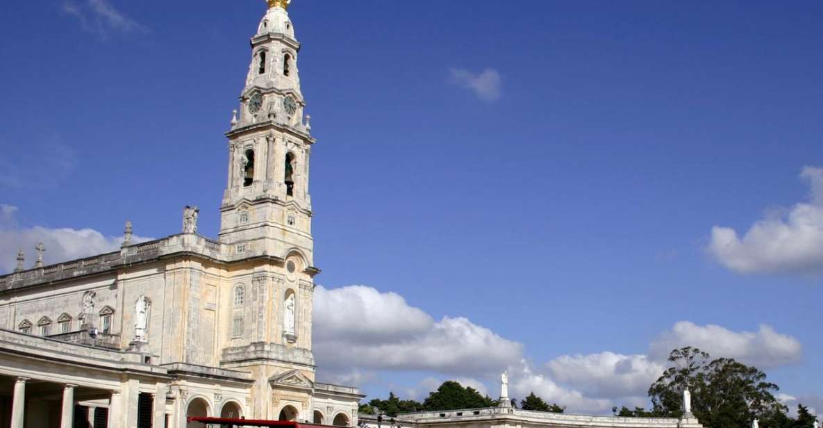 Fatima, Óbidos, Nazaré and Batalha - Full Day Private Tour - Key Points