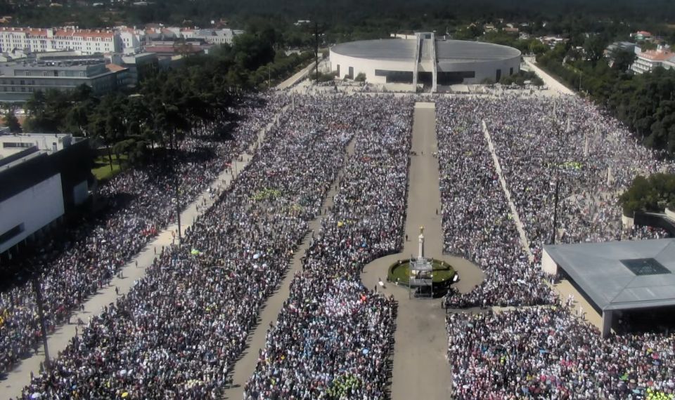 Fátima :the most important religious cathedral in Portugal - Who Would Love This Tour?