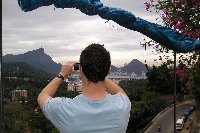 Favela Tour Rocinha and Vila Canoas in Rio De Janeiro - Guide Qualifications