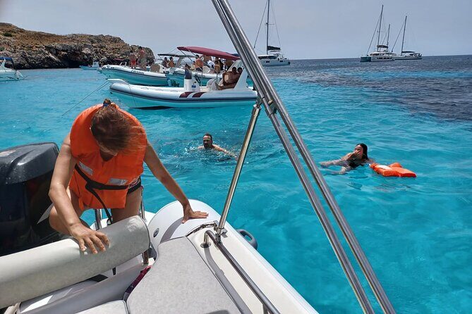 Favignana and Levanzo: Island tour by rib boat from Trapani - The Sum Up