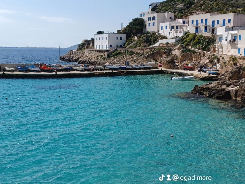 Favignana and Levanzo: Island Tour by Rib Boat From Trapani - Visiting the Grotta Degli Innamorati