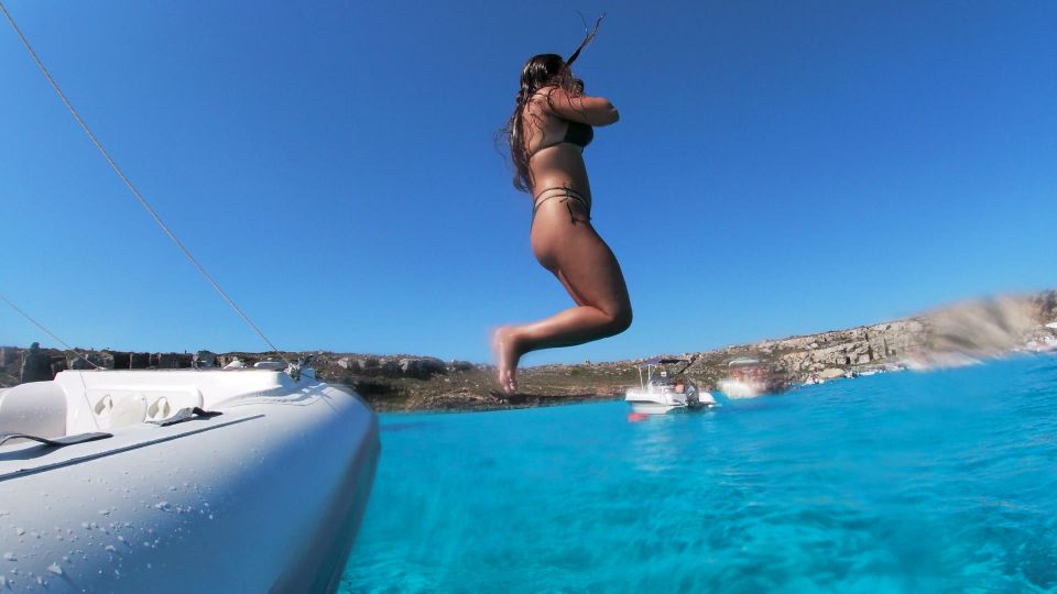 Favignana, Excursions by Dinghy From Marsala - Arrival at Favignana