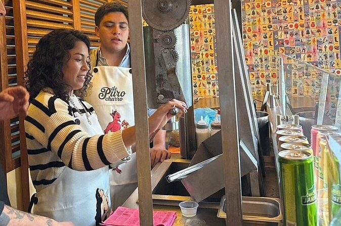 Feel like a Churro Master in our Shop - Who Should Consider This Tour?