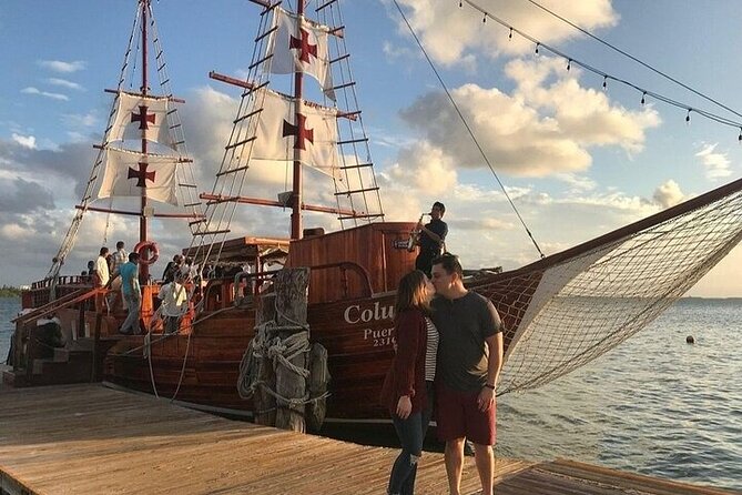 Feel the Love on a Romantic Dinner at Cancun Sea, With Live Music and Open Bar. - Dinner Details