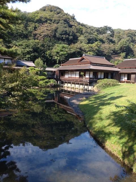 Feel Yokohama!Private Tour in English - Experience Yokohama Chinatown and Yamashita Park