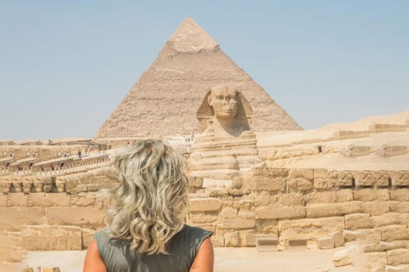 Female-Guided Pyramids, Bazaar, and Museum Tour - Highlights of the Tour