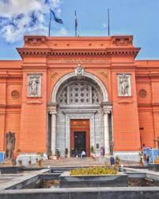 Female-Guided Pyramids, Bazaar, and Museum Tour - Booking Process