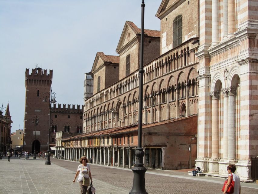 Ferrara: 2-Hour City Center Walking Tour - Piazza Cattedrale and Cathedral