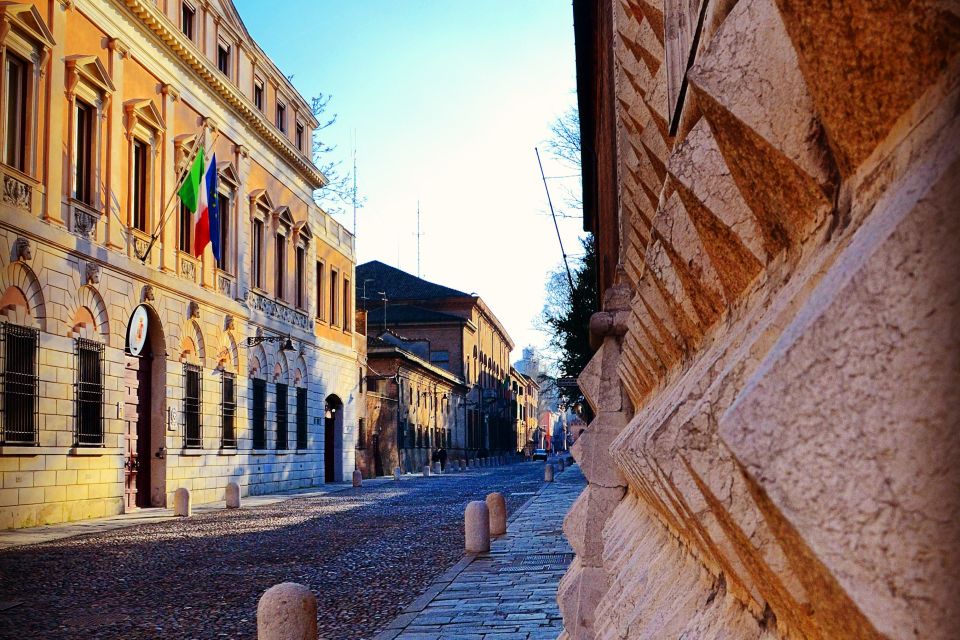 Ferrara: 2-Hour City Center Walking Tour - Former Jewish Ghetto