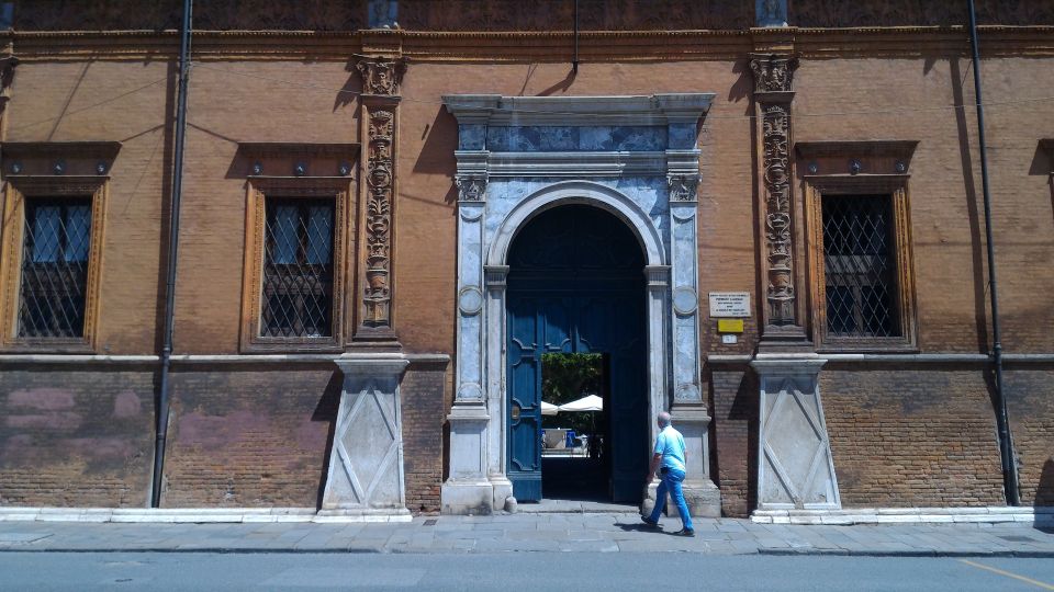 Ferrara: Medieval Ferrara and the Jewish Ghetto Walking Tour - Highlights of the Tour